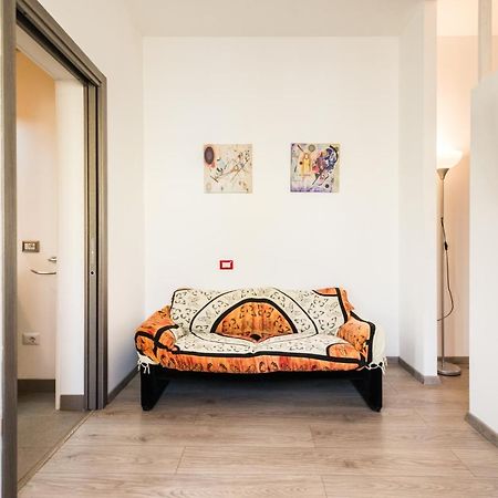 Geco'S Apartment Elmas Esterno foto
